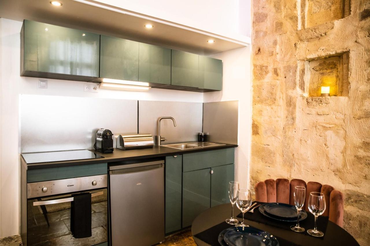 Appartement Romantique Avec Jacuzzi - Hypercentre, Place Jean Jaurès *